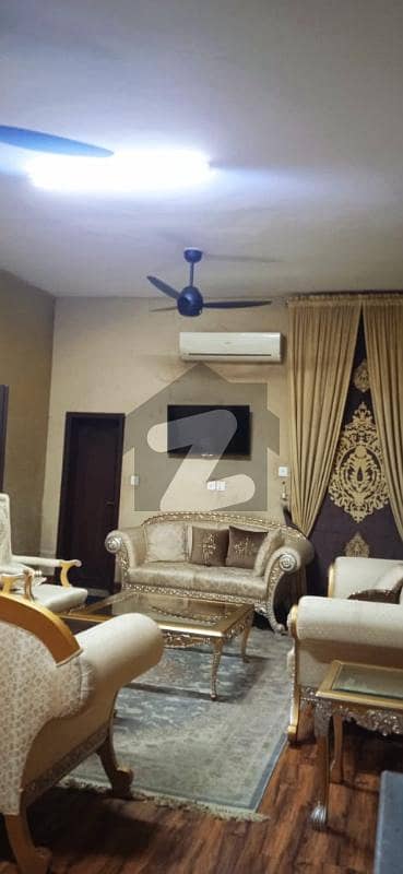 فیصل ٹاؤن ۔ بلاک بی فیصل ٹاؤن,لاہور میں 5 کمروں کا 1 کنال مکان 7.25 کروڑ میں برائے فروخت۔