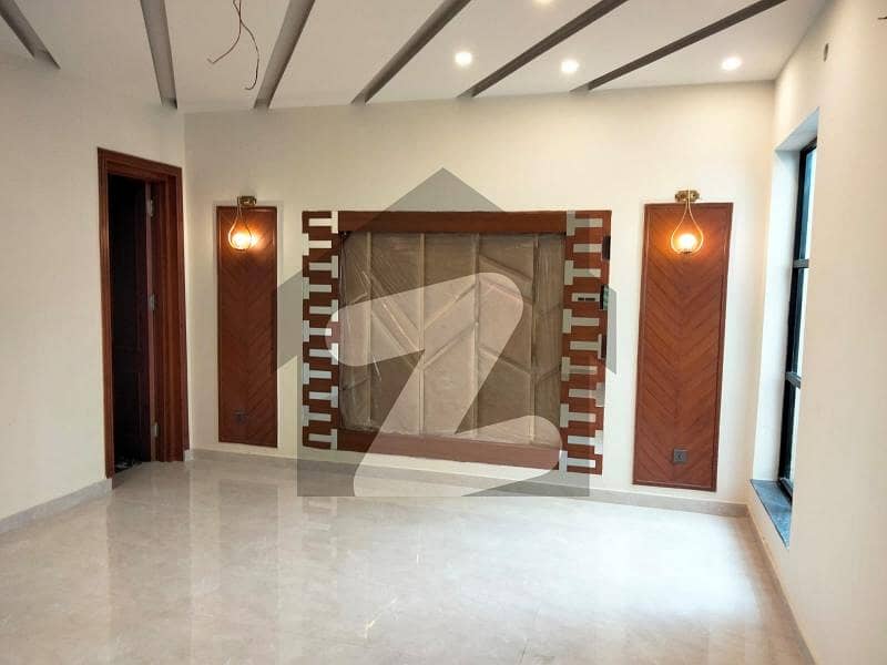 Your Dream Brand New 1 Kanal House Is Available In Valencia - Block B Your Dream Brand New 1 Kanal House Is Available In Valencia - Block B