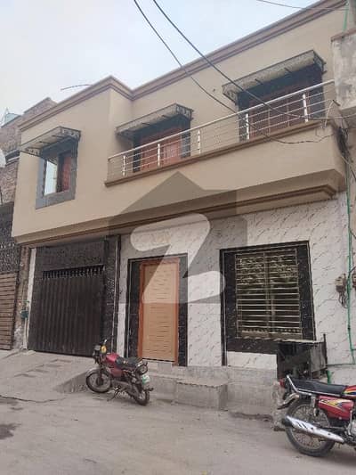 یوسف ٹاؤن فیصل آباد میں 4 کمروں کا 5 مرلہ مکان 95.0 لاکھ میں برائے فروخت۔
