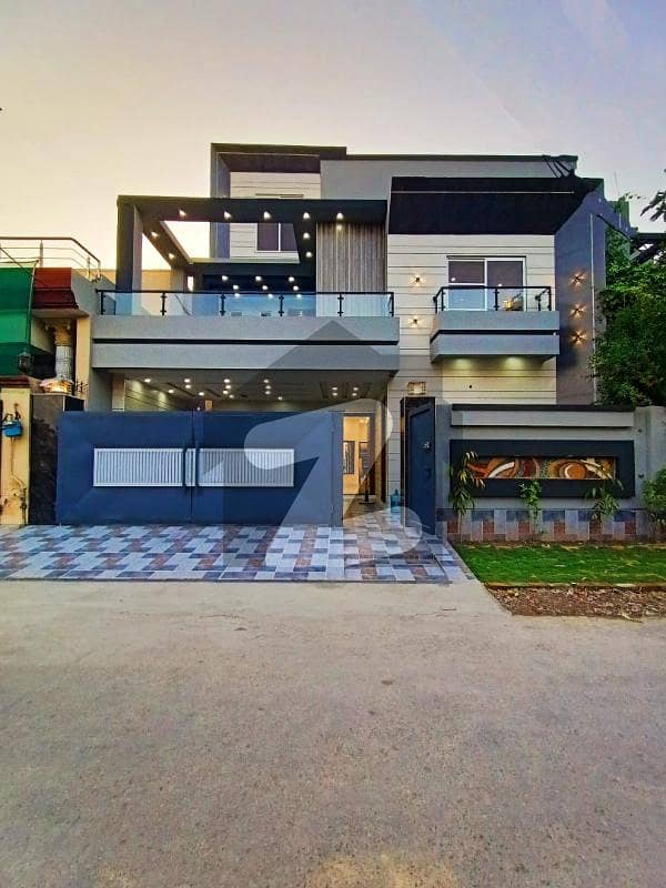 10 MARLA BRAND NEW MODERN WITH ELEGANT FRONT FOR SALE IN NFC1 10 MARLA BRAND NEW MODERN WITH ELEGANT FRONT FOR SALE IN NFC1