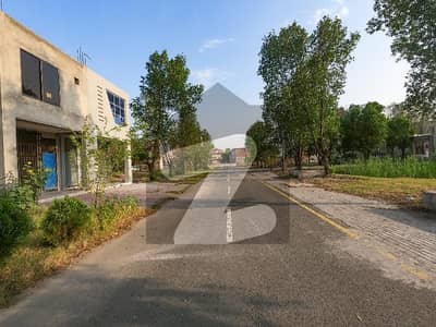 Want To Buy A Corner Building In Lahore Motorway City?