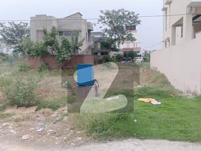 10 Marla Plot For Sale In Block Of Bankers Avenue