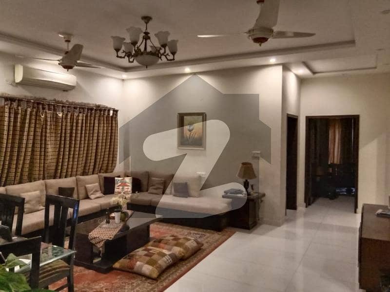 Looking For A House In Gulberg 5 Lahore Looking For A House In Gulberg 5 Lahore