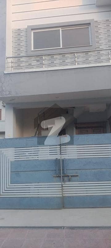 ڈی ۔ 12 اسلام آباد میں 2 کمروں کا 4 مرلہ بالائی پورشن 55.0 ہزار میں کرایہ پر دستیاب ہے۔ ڈی ۔ 12 اسلام آباد میں 2 کمروں کا 4 مرلہ بالائی پورشن 55.0 ہزار میں کرایہ پر دستیاب ہے۔