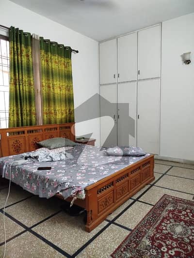 1 Kanal Lower Portion with Car Garage for Rent in Government Employees Cooperative Housing Society Phase 3, Link Road Lahore 1 Kanal Lower Portion with Car Garage for Rent in Government Employees Cooperative Housing Society Phase 3, Link Road Lahore