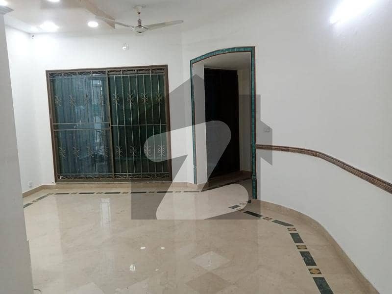 1 Kanal House For Rent In FCC Gulberg 1 Kanal House For Rent In FCC Gulberg