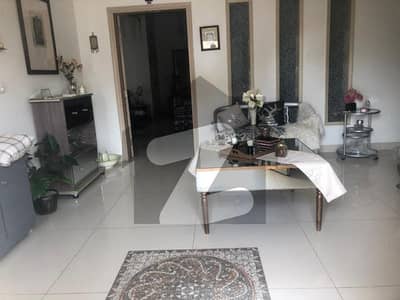 ڈی ایچ اے فیز 8 ڈی ایچ اے ڈیفینس,کراچی میں 2 کمروں کا 1 کنال زیریں پورشن 2.1 لاکھ میں کرایہ پر دستیاب ہے۔