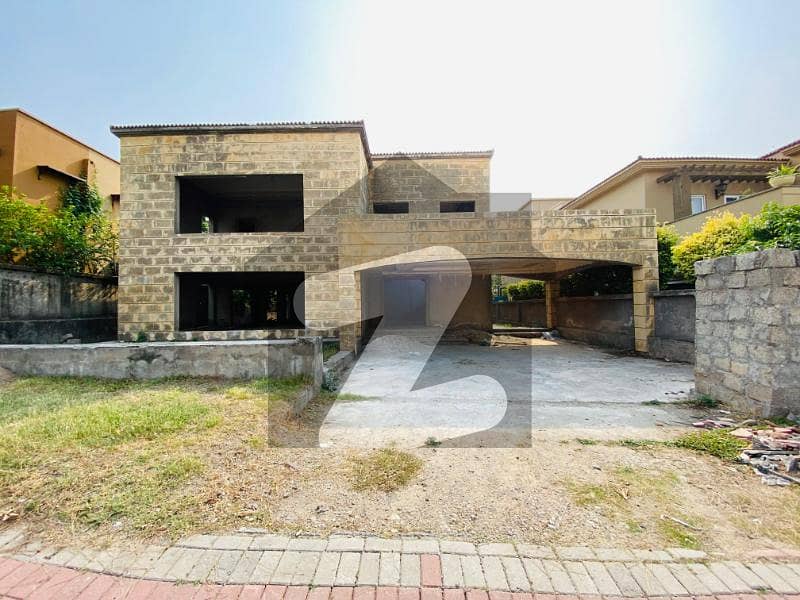 1 Kanal Villa Grey Structure For Sale 1 Kanal Villa Grey Structure For Sale