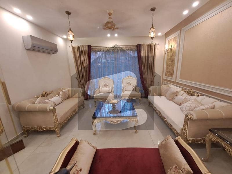 Avail Yourself A Great 4 Kanal House In Gulberg 5 Avail Yourself A Great 4 Kanal House In Gulberg 5