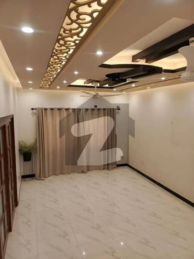 1800 Square Feet Flat Situated In Clifton - Block 8 For sale