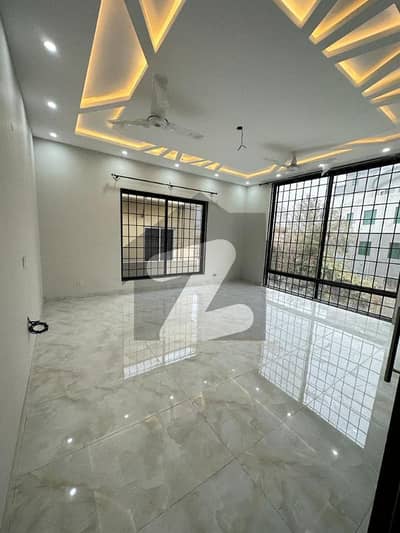 ڈی ایچ اے ڈیفینس فیز 2 ڈی ایچ اے ڈیفینس,اسلام آباد میں 4 کمروں کا 1 کنال بالائی پورشن 95.0 ہزار میں کرایہ پر دستیاب ہے۔ ڈی ایچ اے ڈیفینس فیز 2 ڈی ایچ اے ڈیفینس,اسلام آباد میں 4 کمروں کا 1 کنال بالائی پورشن 95.0 ہزار میں کرایہ پر دستیاب ہے۔
