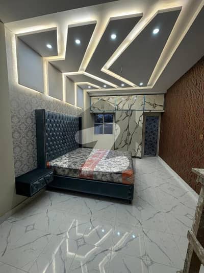 نشتر