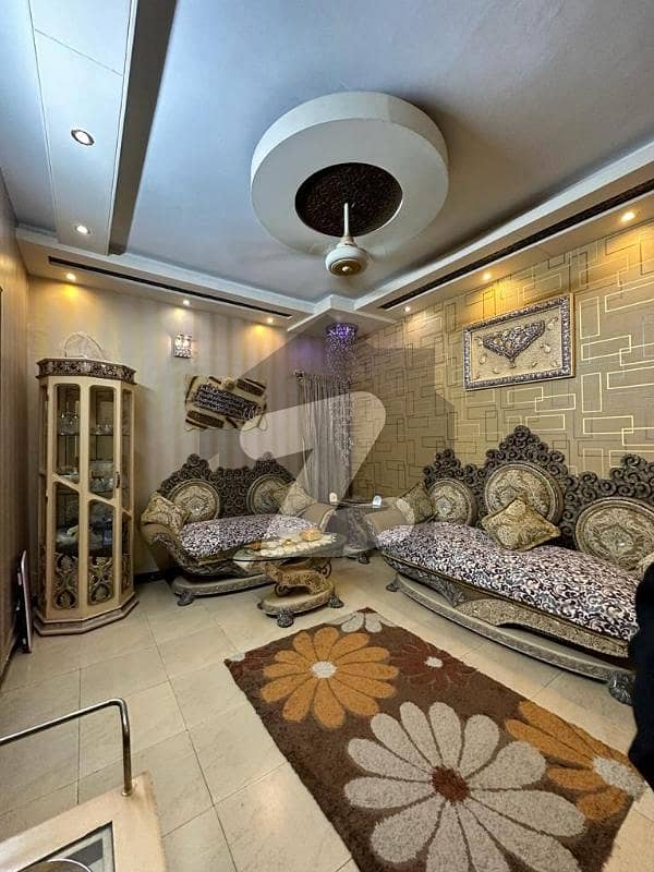 3 Bed DD Renovated Flat 3 Bed DD Renovated Flat