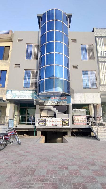 ڈی ۔ 17 اسلام آباد میں 2 مرلہ عمارت 2.5 کروڑ میں برائے فروخت۔ ڈی ۔ 17 اسلام آباد میں 2 مرلہ عمارت 2.5 کروڑ میں برائے فروخت۔