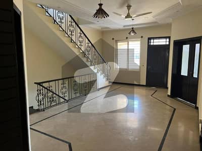 500 SqYd House for Sale in F-8 Islamabad