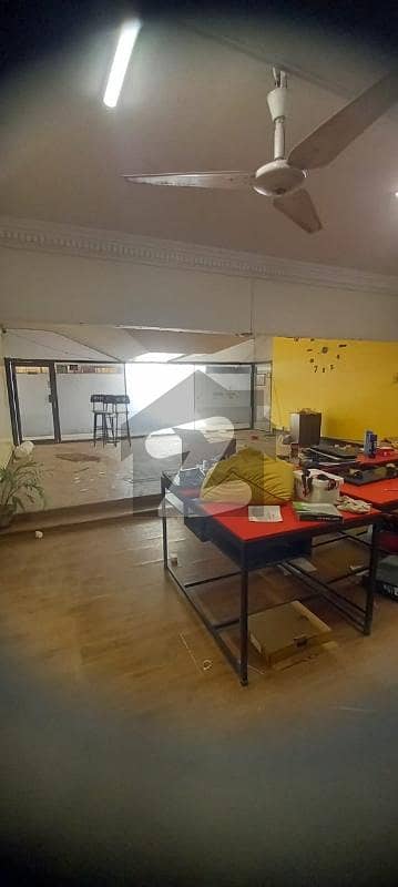 MAIN SHARAE QUAIDEEN 2500 SQFT OFFICE AVAILABLE FOR RENT MAIN SHARAE QUAIDEEN 2500 SQFT OFFICE AVAILABLE FOR RENT