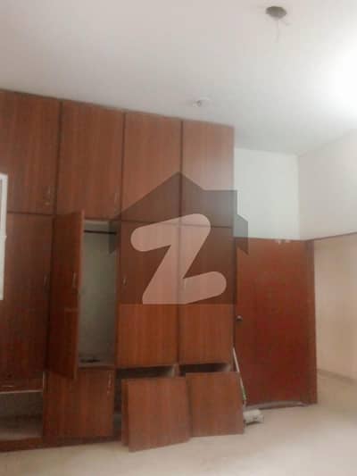 80 Square Yards Upper Portion In Gulshan-e-Iqbal - Block 13/A
