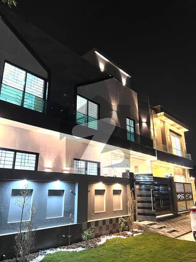 5 MARLA BRAND NEW FACING PARK HOUSE IS AVAILABLE FOR SALE IN VALENCIA HOUSING SOCIETY LAHORE 5 MARLA BRAND NEW FACING PARK HOUSE IS AVAILABLE FOR SALE IN VALENCIA HOUSING SOCIETY LAHORE