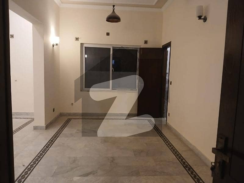 ایف ۔ 15 اسلام آباد میں 7 کمروں کا 1 کنال مکان 2.0 لاکھ میں کرایہ پر دستیاب ہے۔ ایف ۔ 15 اسلام آباد میں 7 کمروں کا 1 کنال مکان 2.0 لاکھ میں کرایہ پر دستیاب ہے۔