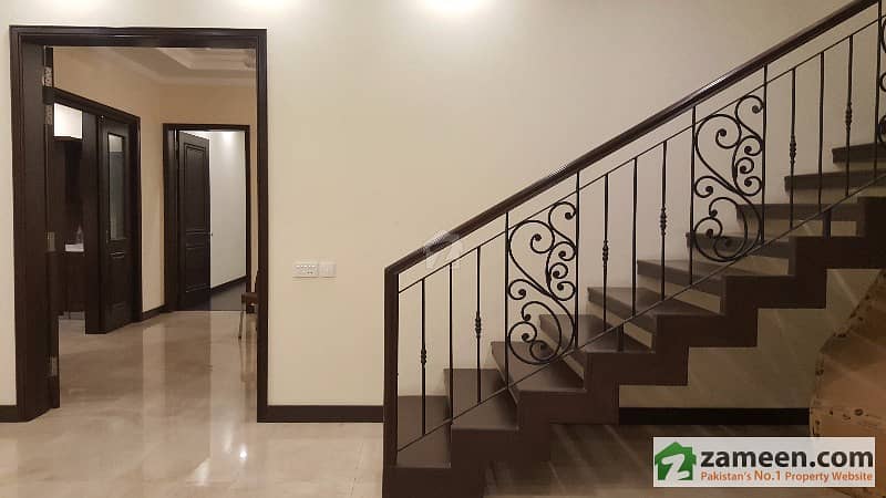 500 Sq Yd Luxury Brand New House For Sale In Model Town