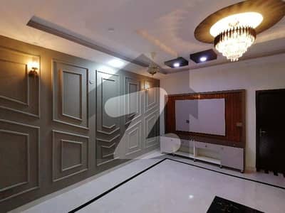 In Fazaia Housing Scheme Phase 1 10 Marla House For Rent