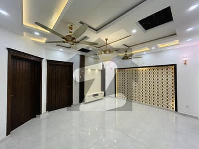 10 Marla Full House Available For Rent Near Park Mosque And Commercial Area In Central Park Lahore 10 Marla Full House Available For Rent Near Park Mosque And Commercial Area In Central Park Lahore