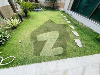 ڈی ایچ اے فیز 5 ڈیفنس (ڈی ایچ اے),لاہور میں 3 کمروں کا 1 کنال بالائی پورشن 1.35 لاکھ میں کرایہ پر دستیاب ہے۔