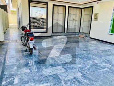 10 Marla house for rent in Bahria town phase 8 Rawalpindi