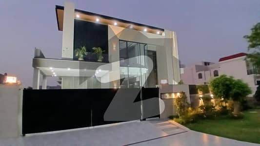 ڈی ایچ اے فیز 5 ڈیفنس (ڈی ایچ اے),لاہور میں 5 کمروں کا 1 کنال مکان 4.2 لاکھ میں کرایہ پر دستیاب ہے۔ ڈی ایچ اے فیز 5 ڈیفنس (ڈی ایچ اے),لاہور میں 5 کمروں کا 1 کنال مکان 4.2 لاکھ میں کرایہ پر دستیاب ہے۔