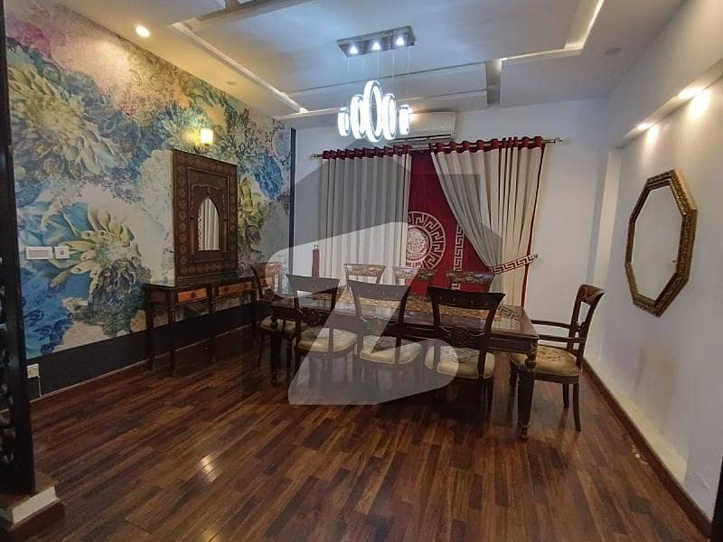 House For rent In Rs. 700000 House For rent In Rs. 700000