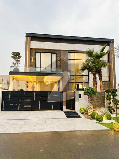 LUXURIOUS
