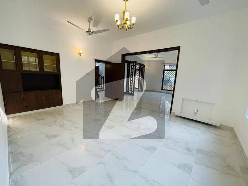 Luxurious Villa On Prime Location Available For Rent In Islamabad