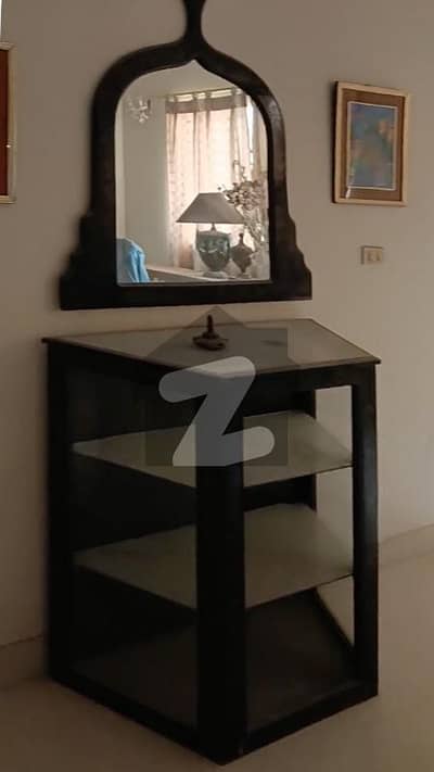 Clifton Block 2, 2050 Sqft Apartment for Sale.