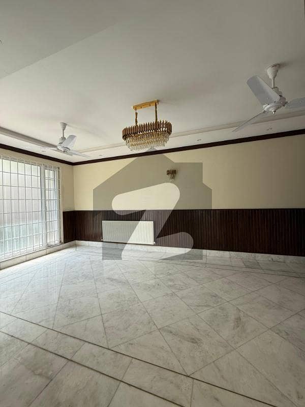 ایف ۔ 8 اسلام آباد میں 5 کمروں کا 2 کنال مکان 13.0 لاکھ میں کرایہ پر دستیاب ہے۔ ایف ۔ 8 اسلام آباد میں 5 کمروں کا 2 کنال مکان 13.0 لاکھ میں کرایہ پر دستیاب ہے۔