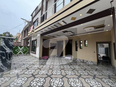 Brand New 10 Marla Luxury Double Unit House for Sale on 65ft Road, Mustafa Town Lahore Near Karim Block Market Brand New 10 Marla Luxury Double Unit House for Sale on 65ft Road, Mustafa Town Lahore Near Karim Block Market