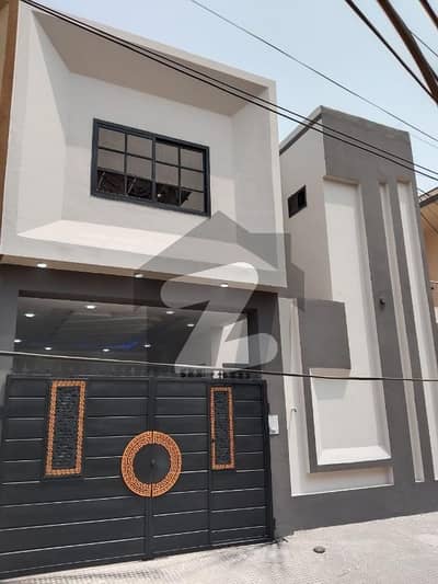 House In Multan Public School Road Sized 5 Marla Is Available