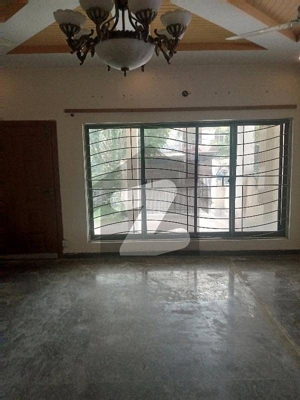 14 Marla Upper Portion For Rent In G-10 14 Marla Upper Portion For Rent In G-10