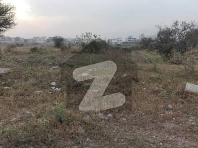 D12-3