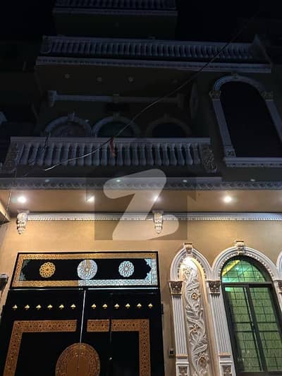 ڈیوائن گارڈنز ۔ بلاک اے ڈیوائن گارڈنز,لاہور میں 1 کمرے کا 3 مرلہ زیریں پورشن 25.0 ہزار میں کرایہ پر دستیاب ہے۔ ڈیوائن گارڈنز ۔ بلاک اے ڈیوائن گارڈنز,لاہور میں 1 کمرے کا 3 مرلہ زیریں پورشن 25.0 ہزار میں کرایہ پر دستیاب ہے۔