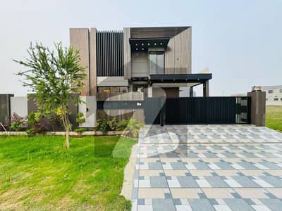 1 Kanal Out Standing Top Quality Ultra Modern House Close To Defense Raya