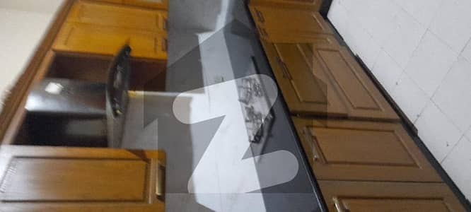 چکلالہ سکیم 3 چکلالہ سکیم,راولپنڈی میں 4 کمروں کا 18 مرلہ مکان 1.2 لاکھ میں کرایہ پر دستیاب ہے۔