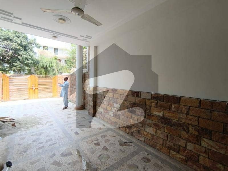 House For Grabs In 12 Marla Islamabad House For Grabs In 12 Marla Islamabad