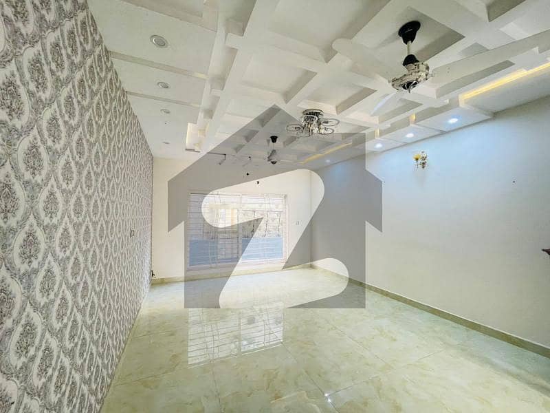 GROUND PLUS FIRST FLOOR 6 BEDROOM FOR RENT GROUND PLUS FIRST FLOOR 6 BEDROOM FOR RENT