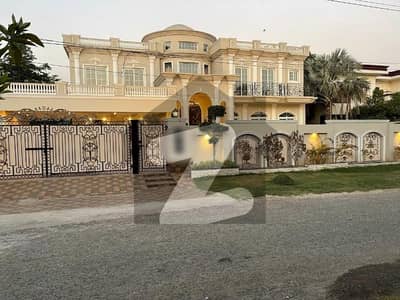 Wapda Town Lahore Pakistan 2 Kanal Plus Extra Land House For Sale 6 Beds Cinema Hall Swimming Pool 40 Feet Road Wapda Town Lahore Pakistan 2 Kanal Plus Extra Land House For Sale 6 Beds Cinema Hall Swimming Pool 40 Feet Road