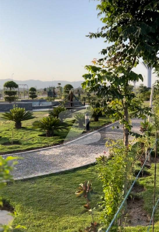 8MARLA COMMERCIAL PLOT IN OVS CENTRAL SECTOR A 8MARLA COMMERCIAL PLOT IN OVS CENTRAL SECTOR A