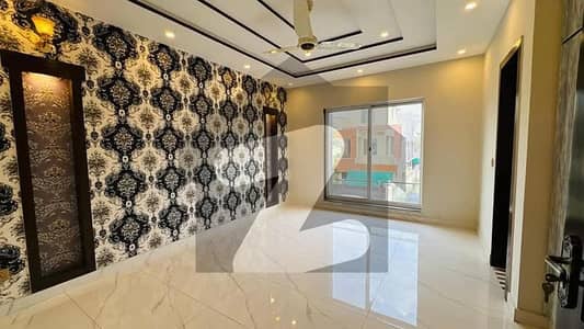 8 MARLA LIKE NEW HOUSE FOR RENT WITH GAS AVAILABLE FOR RENT IN ALI BLOCK SECTOR B BAHRIA TOWN LAHORE 8 MARLA LIKE NEW HOUSE FOR RENT WITH GAS AVAILABLE FOR RENT IN ALI BLOCK SECTOR B BAHRIA TOWN LAHORE