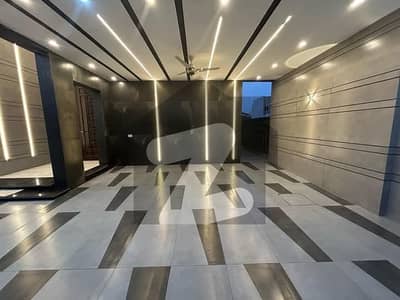 Commercial Space Available For Rent 600 Yards West Open Main Road Facing In Gulshan Block 6 Commercial Space Available For Rent 600 Yards West Open Main Road Facing In Gulshan Block 6
