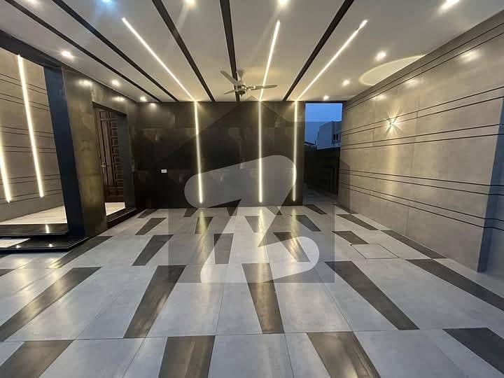 Commercial Space Available For Rent 600 Yards West Open Main Road Facing In Gulshan Block 6 Commercial Space Available For Rent 600 Yards West Open Main Road Facing In Gulshan Block 6