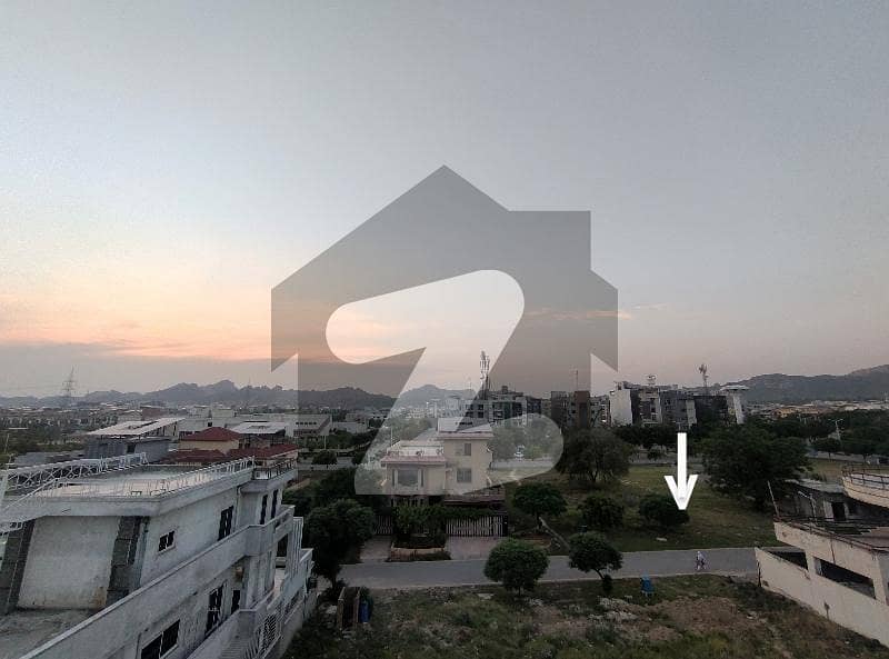 Prime Location 1 Kanal Plot Prime Location 1 Kanal Plot