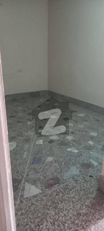 9 Marla Upper Portion For Rent Susan Road Madina Town